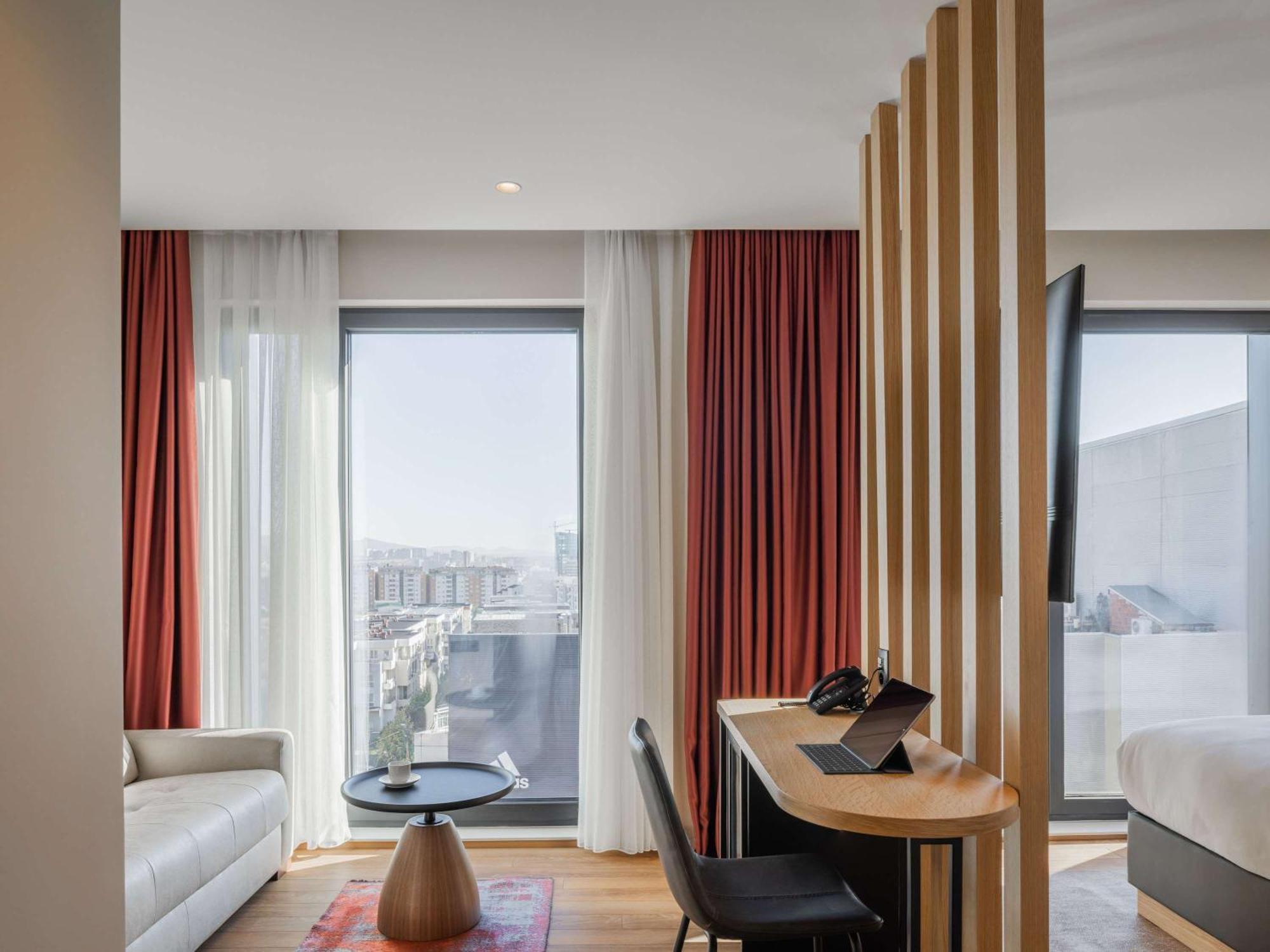 Mercure Prishtina City Pristina Exterior foto
