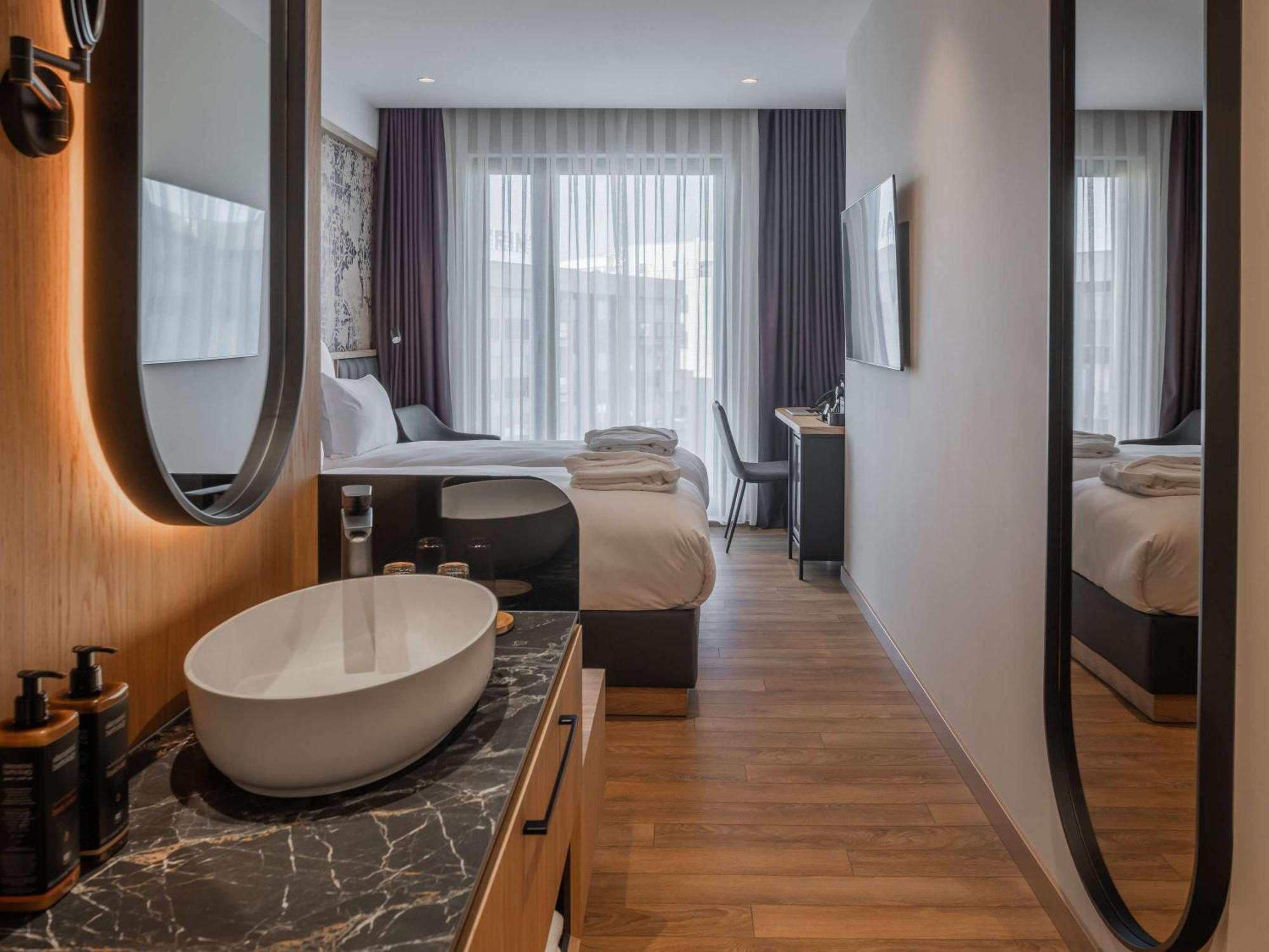 Mercure Prishtina City Pristina Exterior foto